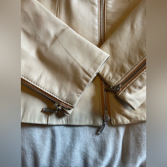 Vintage Danier leather jacket size XS - Picture 3 of 15